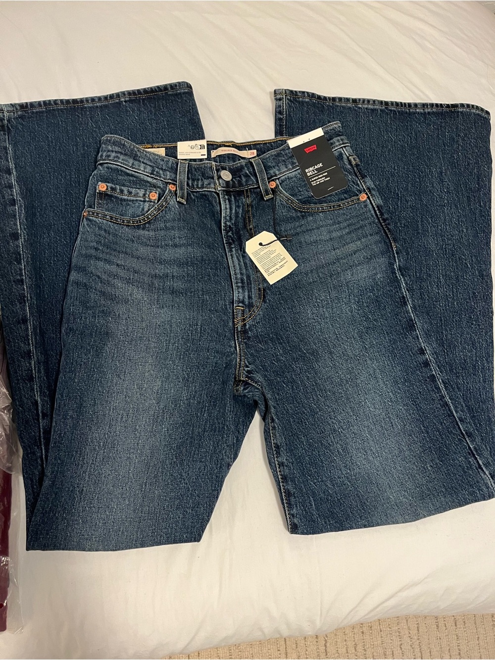NWT Levi’s Ribcage Bell Women's Dark Blue High-Rise jeans sz 28x32